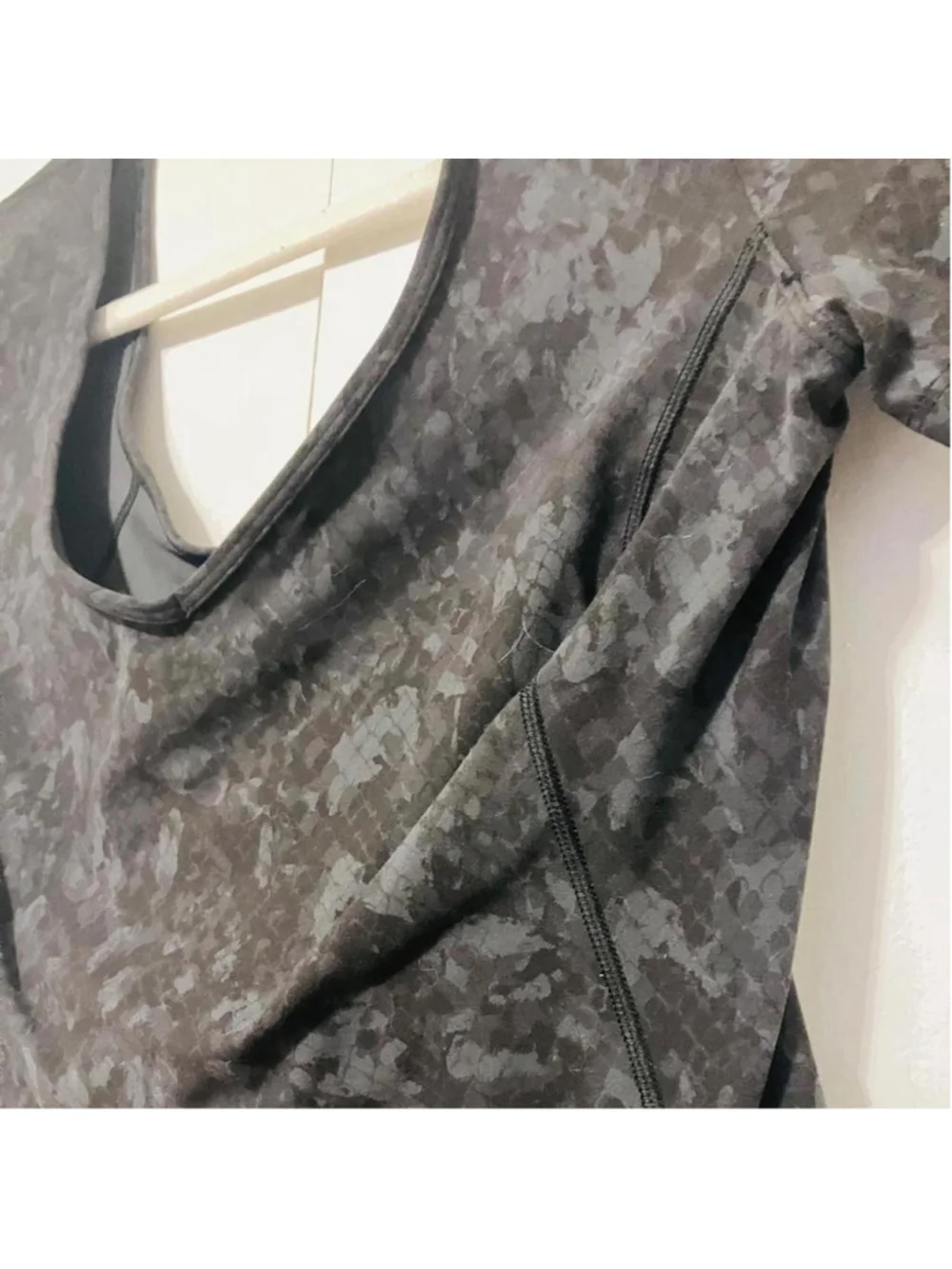 Grey Camo Lululemon Align T-Shirt (Incognito Camo, 6)